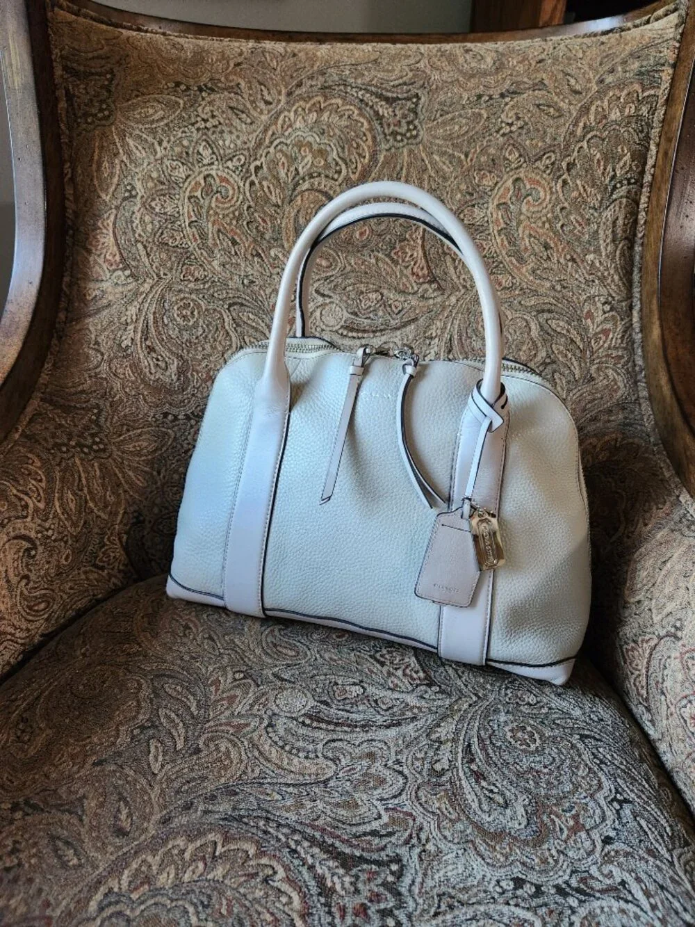 Coach pebble leather large Bleecker Preston satchel Beige Buffalo no strap